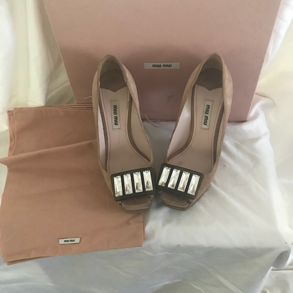 Mui Mui Suede Jeweled Bow Heel Size 6 classy